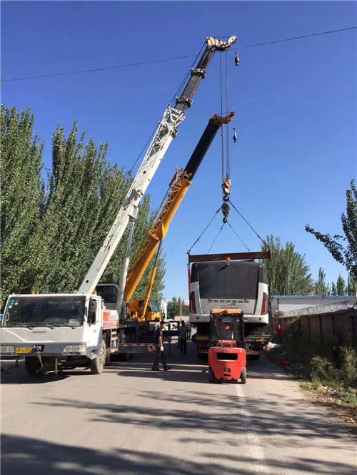 托克逊县港口集装箱搬运案例